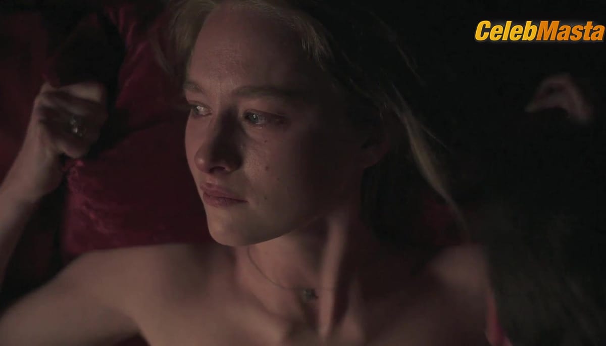 Maria Kowalska Flaunts Cleavage in Women's Hell Scene