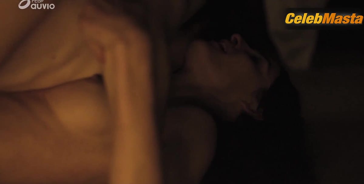 Nine Marie d'Urso's Booty, Tits Scene in Rebelle les aventures de la jeune George Sand