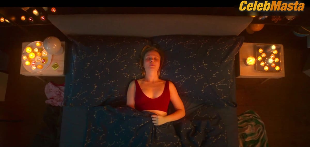 Aleksandra Skraba, Maria Sobocinska and Sandra Drzymalska's Lingerie Scene in Sexify