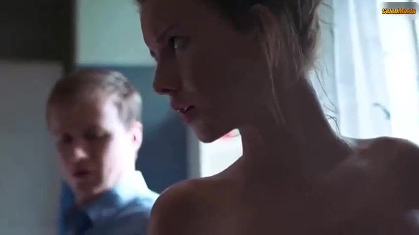 Irina Starshenbaum's Sexy Scene from Krysha Mira