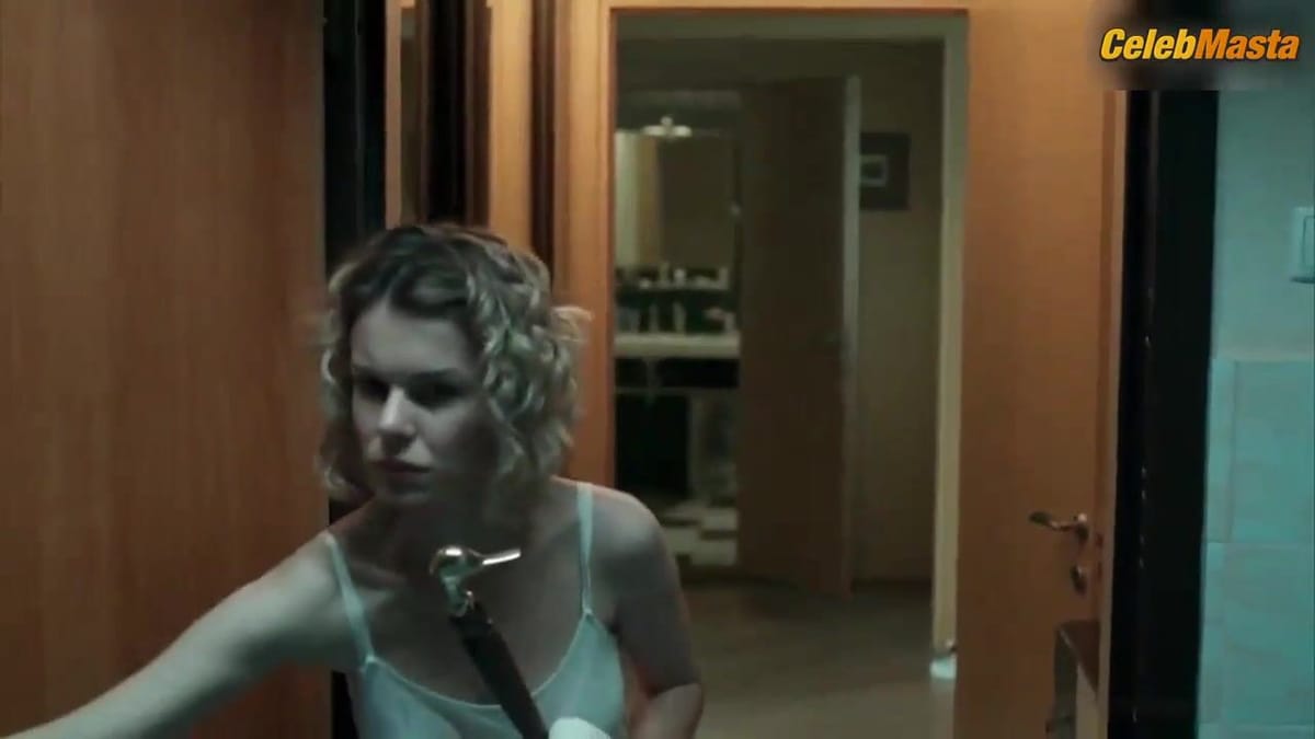 Anna Starshenbaum Sexy Scene from Volshebnik