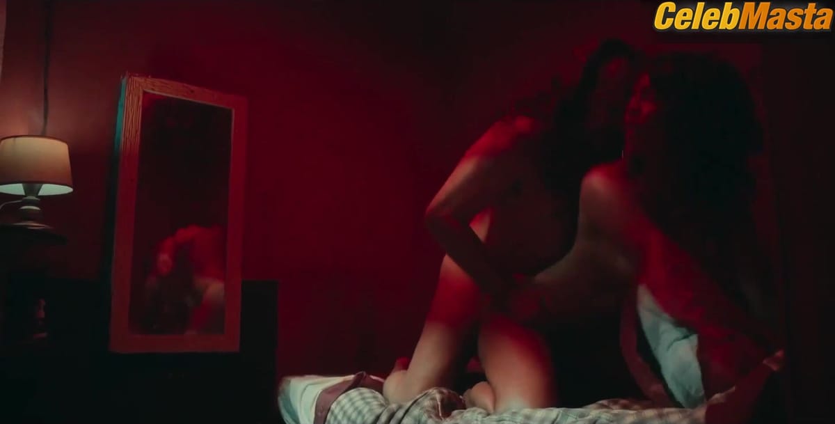 Ana Isabela Godinho's Ass, Boobs Scene from The Game That Changed History
