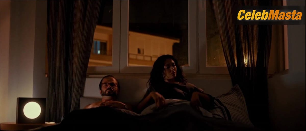 Sara Barradas's Sexy Scene in Morangos Com Acucar