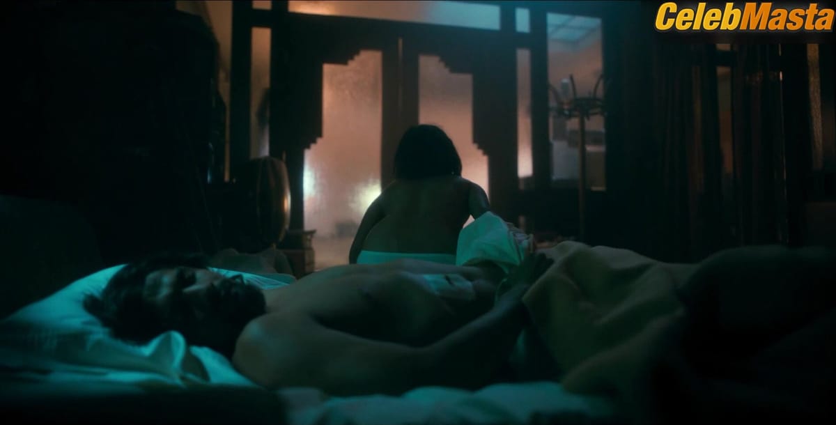 Ritu Arya's Underwear Scene in The Umbrella Academy