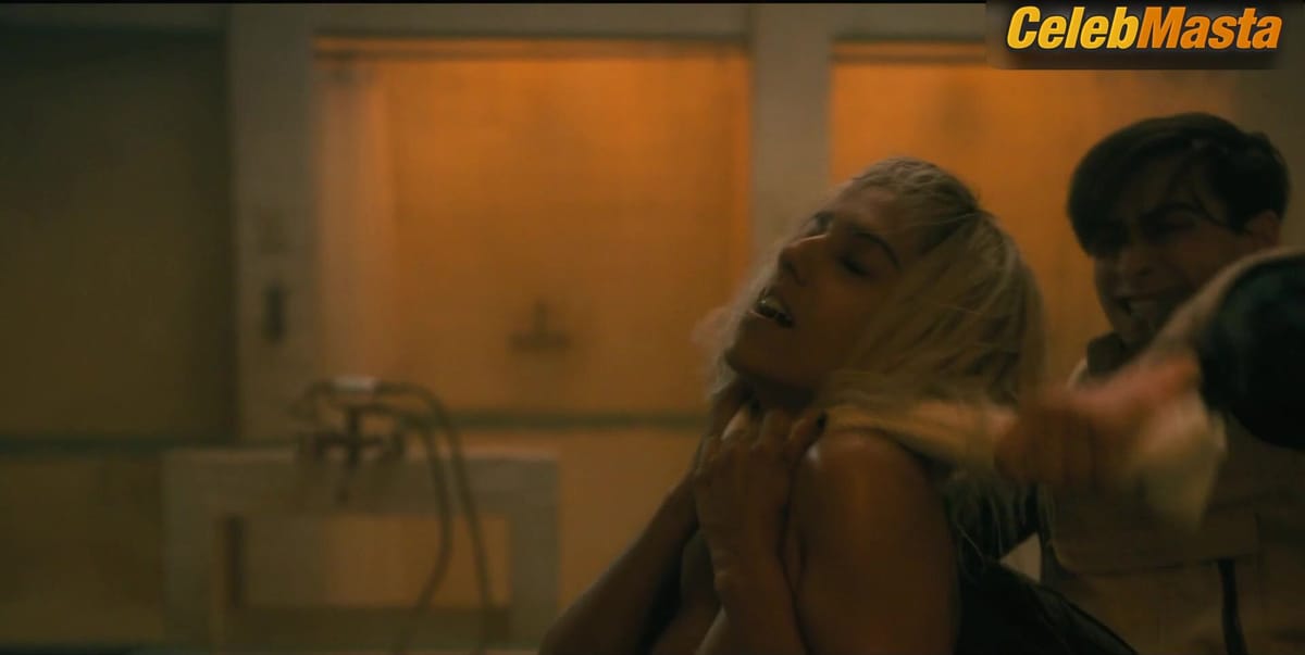 Ritu Arya's Sexy Scene in The Umbrella Academy
