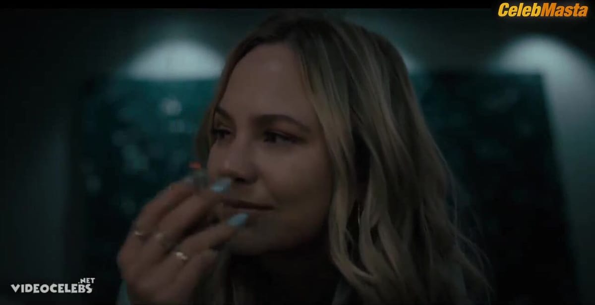 Adelaide Clemens' Sexy Scene from Justified City Primeval