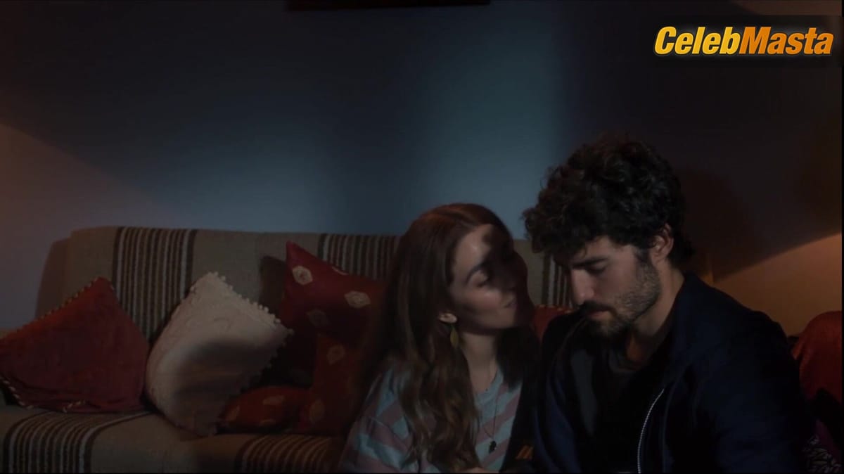 Sara Barradas Sexy Scene from A Filha
