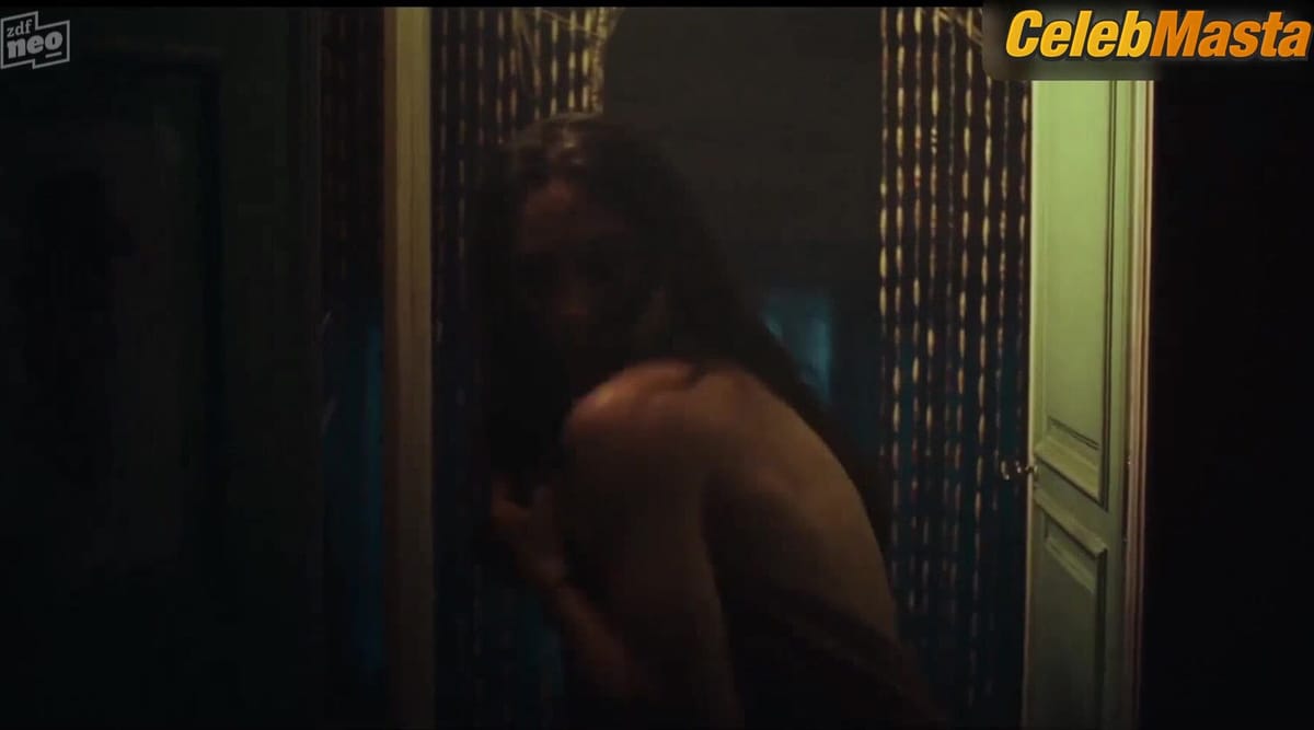 Havana Joy Josephine Braun Boobs Scene in Love Sucks