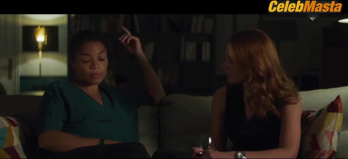 Gwendolyn Gourvenec and Gina Djemba Lesbian Sex Scene in Marion