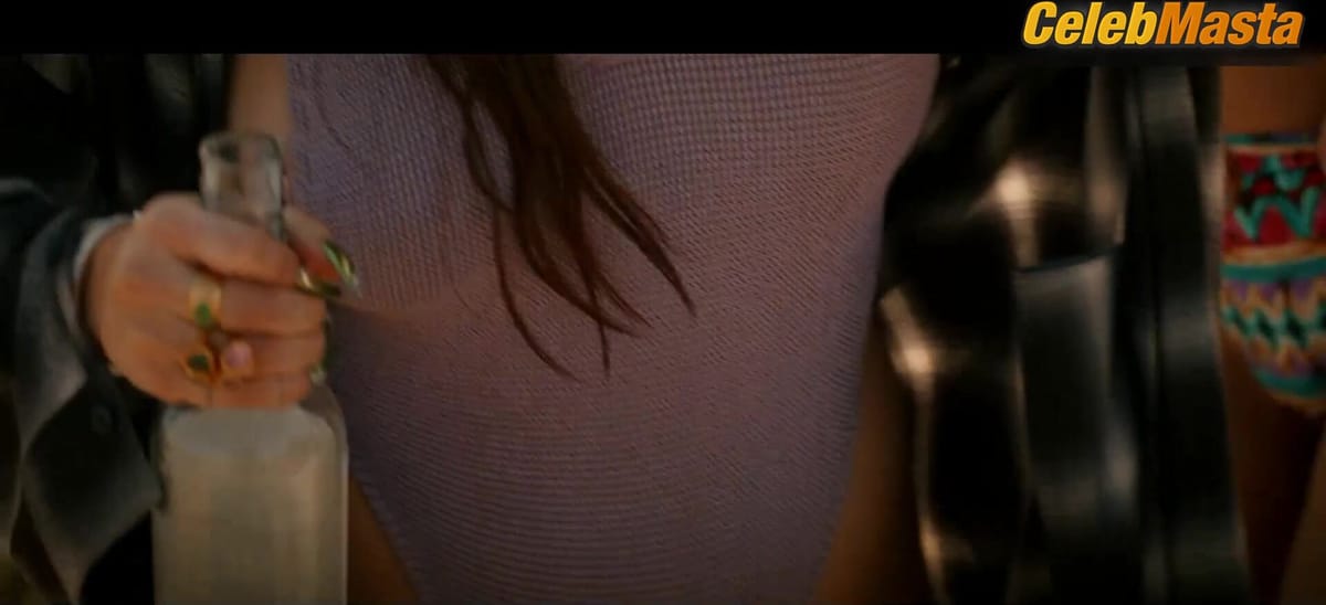 Helena Howard, Bella Thorne, Zion Moreno, Chloe Cherry and Sophia Taylor Ali's Bikini Scene in Find Your Friends
