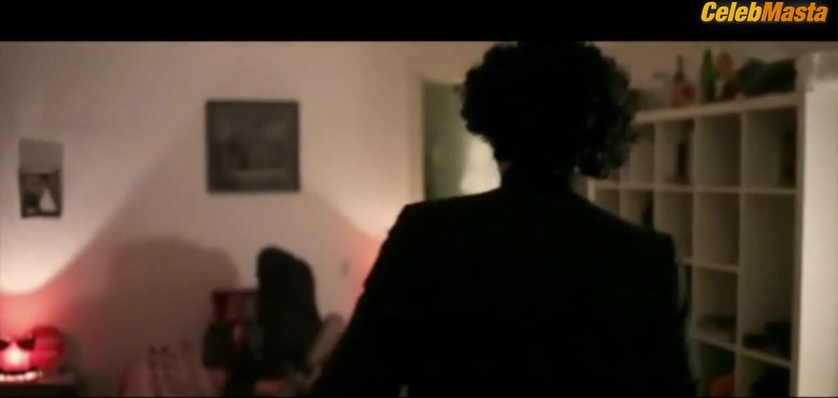 Leila Lowfire Underwear Scene from Kein Groes Ding