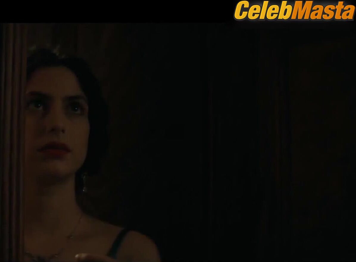 Christina Kipreou Shows Tits Scene in The Great Chimera