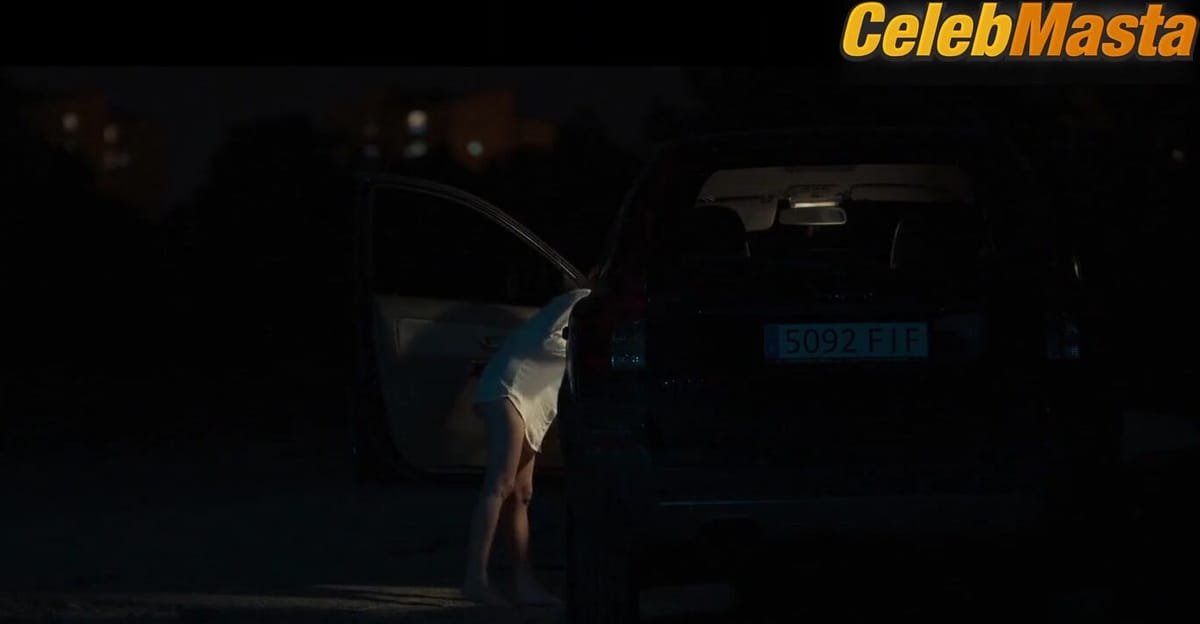 Laia Manzanares Sexy Scene from La Desconocida