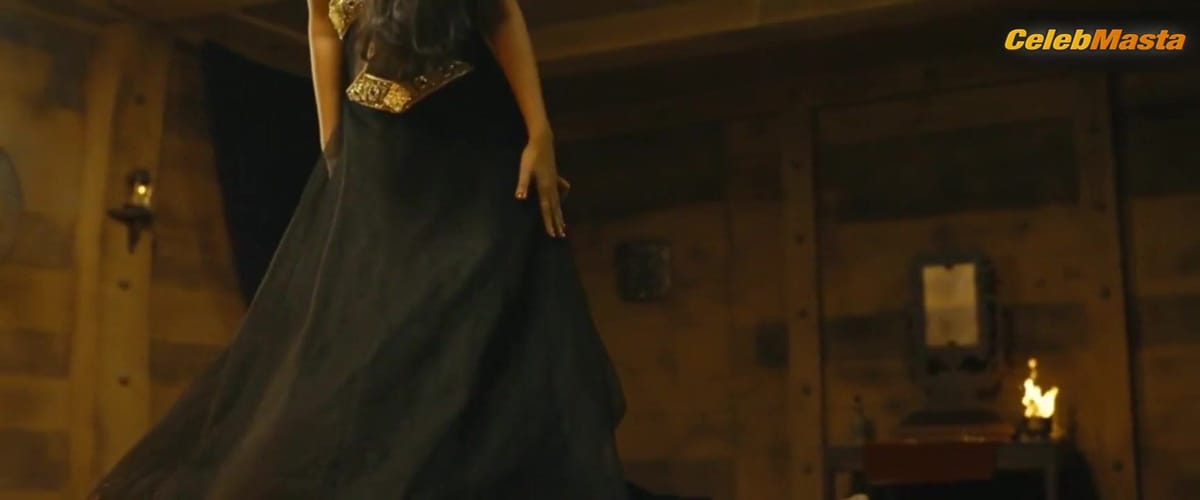 Maleena Khan, Sherlyn Chopra and Unknown Boobs Scene in Kamasutra 3d