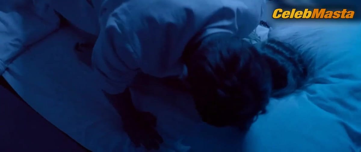 Eva Milgram Bares Butt, Breasts Scene in Etude 2