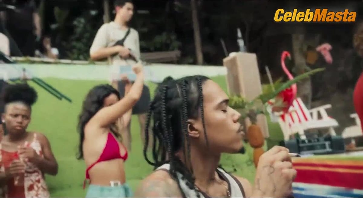 Maria Bomani Boobs Scene in Bandida A Numero Um