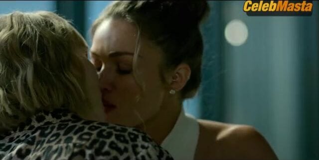 Lili Simmons and Rae Gray's Lesbian Sex Scene in Power Book Iv Force