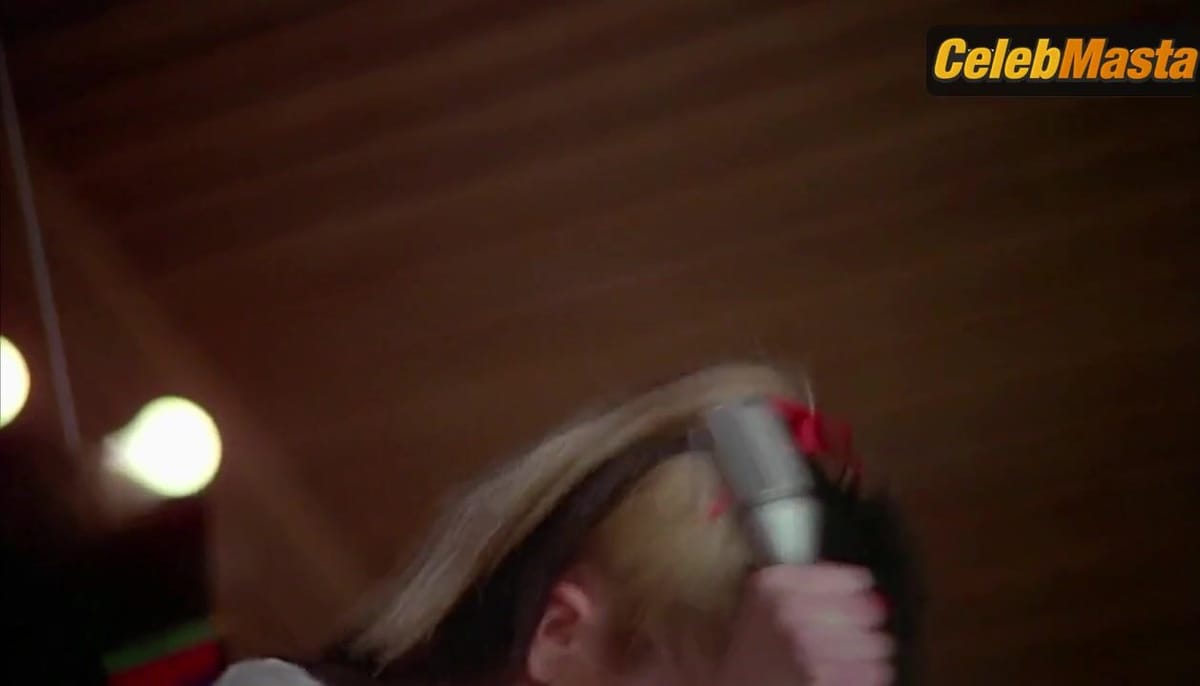 Diane Lane's Sexy Scene in Ladies And Gentlemen, The Fabulous Stains