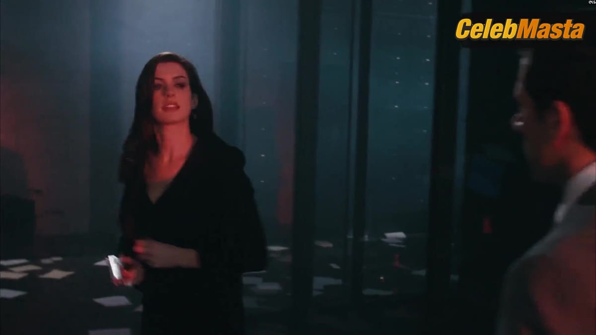 Anne Hathaway Sex Scene from Get Smart