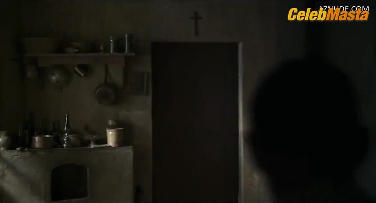 Laetitia Casta's Tits Scene in Lincroyable Histoire Du Facteur Cheval