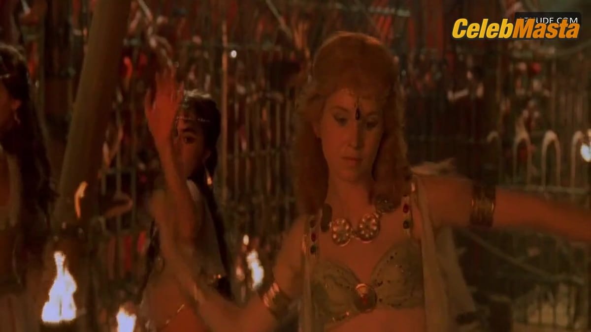Laetitia Casta's Sexy Scene from Asterix And Obelix Vs. Caesar