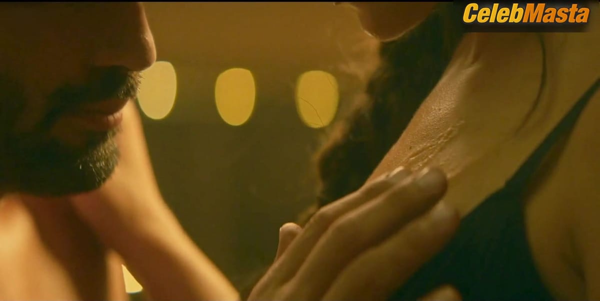 Marysole Fertard and Cristiana Reali's Sex Scene in Escort Boys