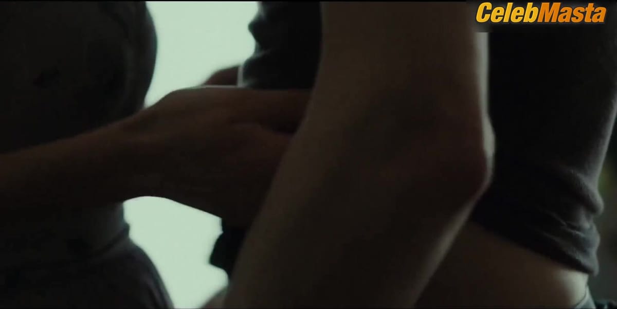 Olivia Grace Applegate and Rachel Cook Show Tits, Underwear Scene in Succubus