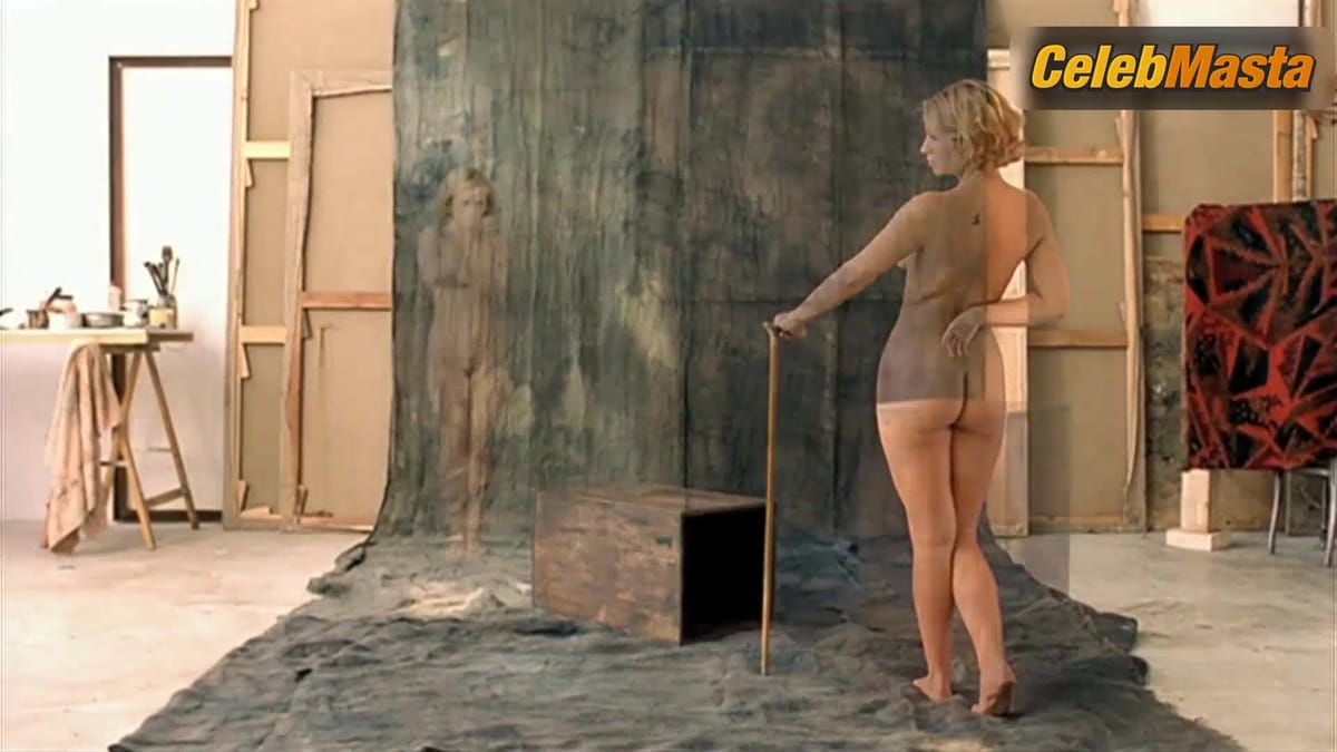 Arielle Dombasle Booty, Tits Scene from Les Infortunes De La Beaute