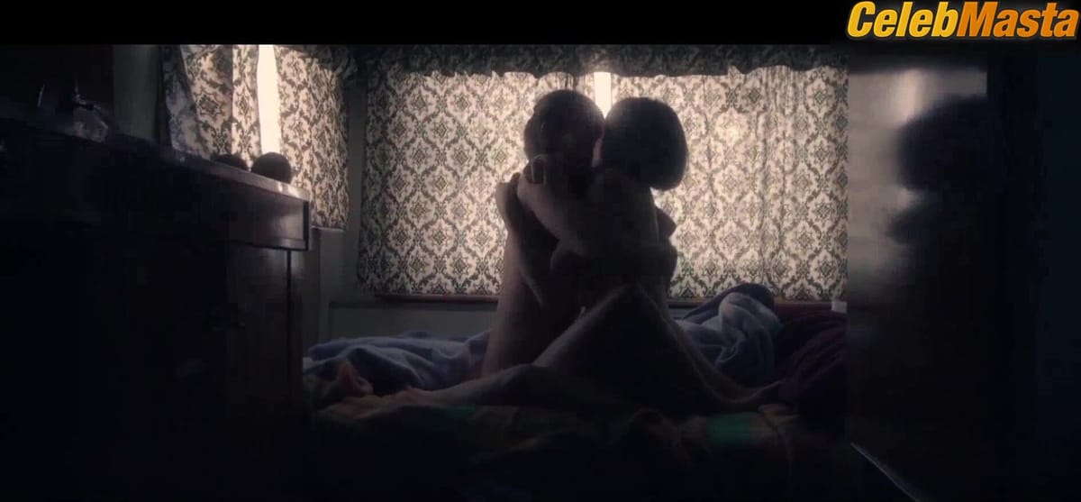 Kristin Suckow and Virginia Gherardini Lesbian Sex Scene from Valzer