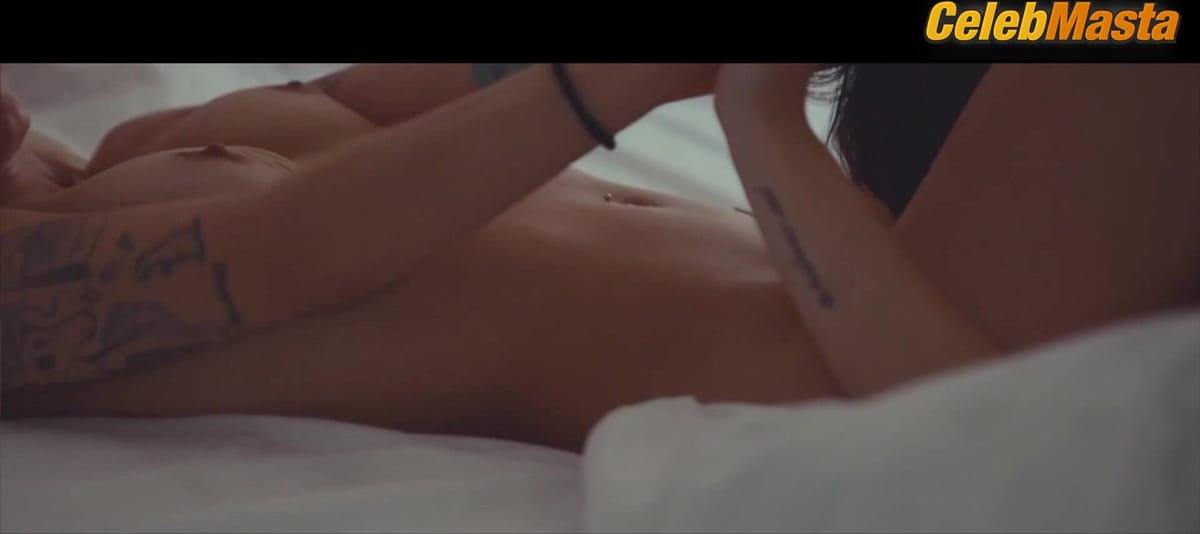 Gaia Brooks and Lucy Diamante Bare Boobs, Butt Scene in Love Kills