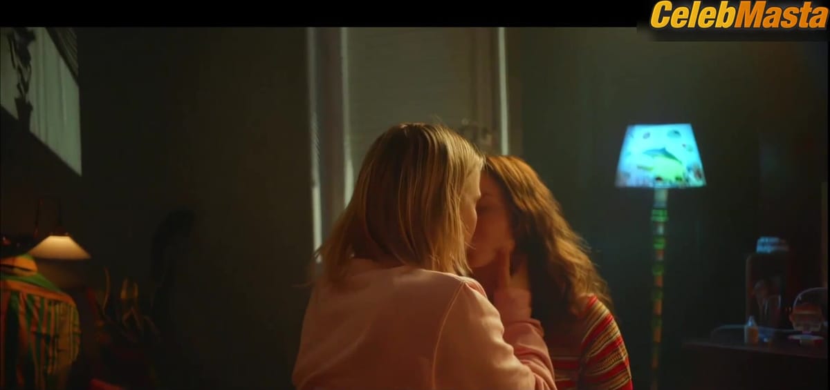 Ulrikke Falch and Amy Deasismont's Lesbian Sex Scene in Ligga