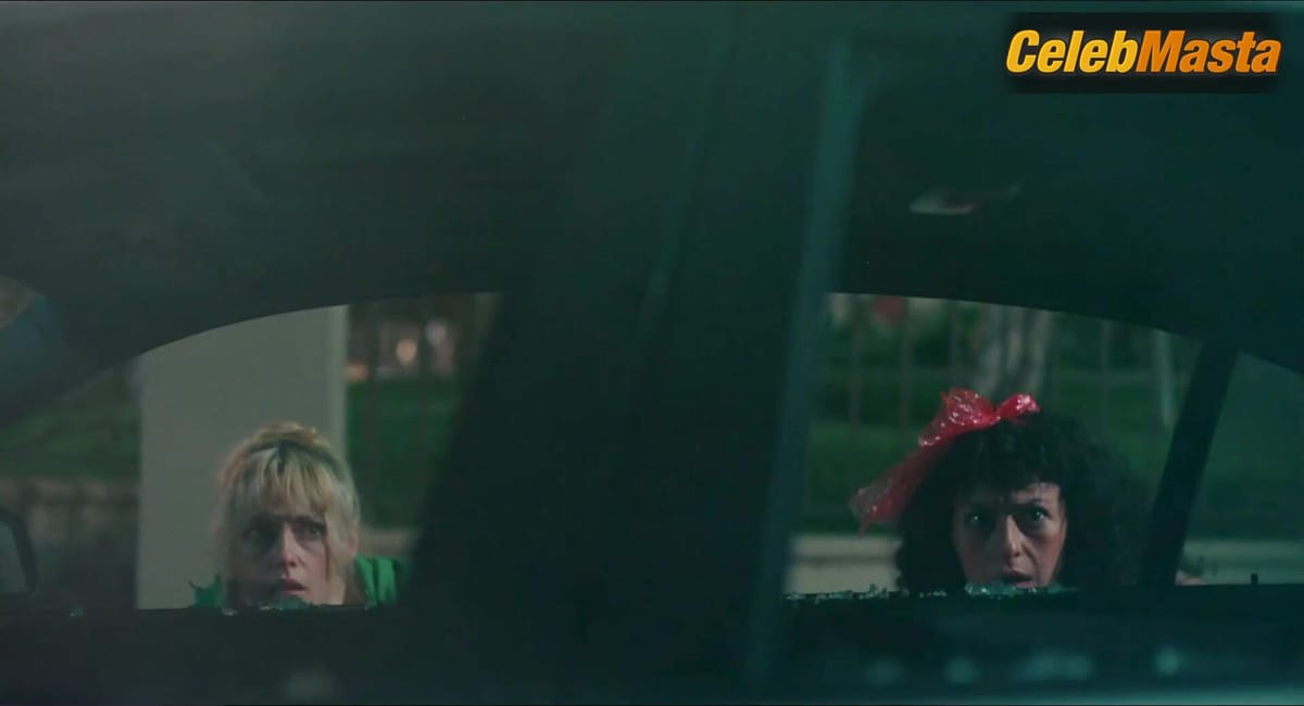 Alia Shawkat and Kristen Stewart's Ass Scene in The Wrong Girls