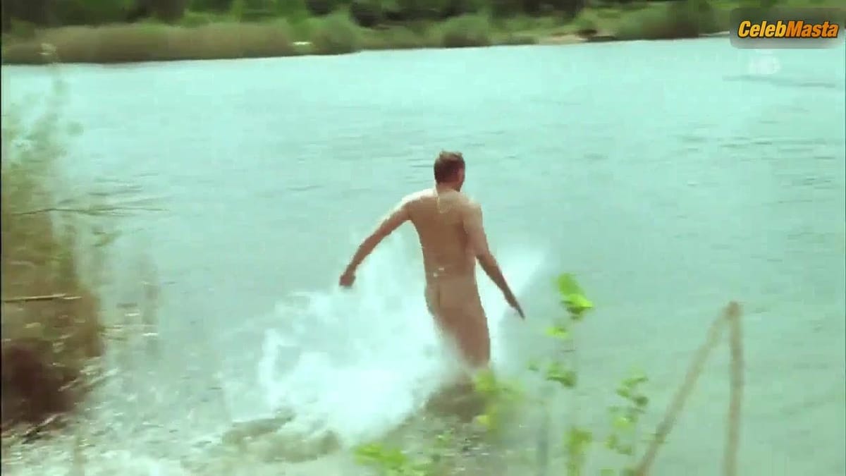 Jordis Triebel Underwear Scene from Ein Guter Sommer