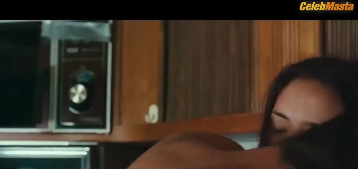 Catalina Sandino Moreno's Sexy Scene from Medeas