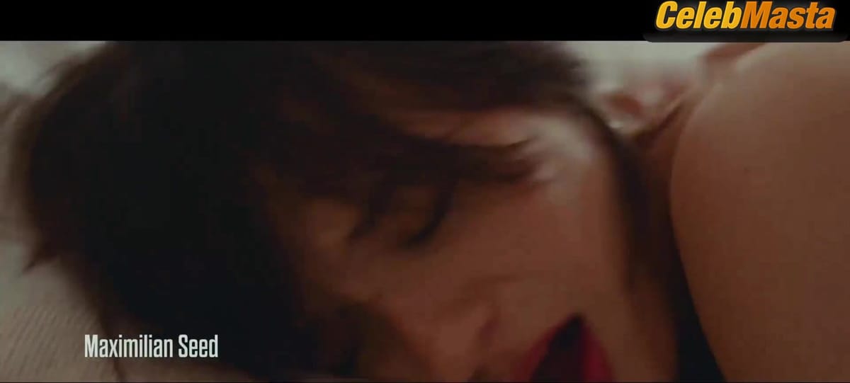 Gaia Brooks Bares Butt in Scene from Love Kills