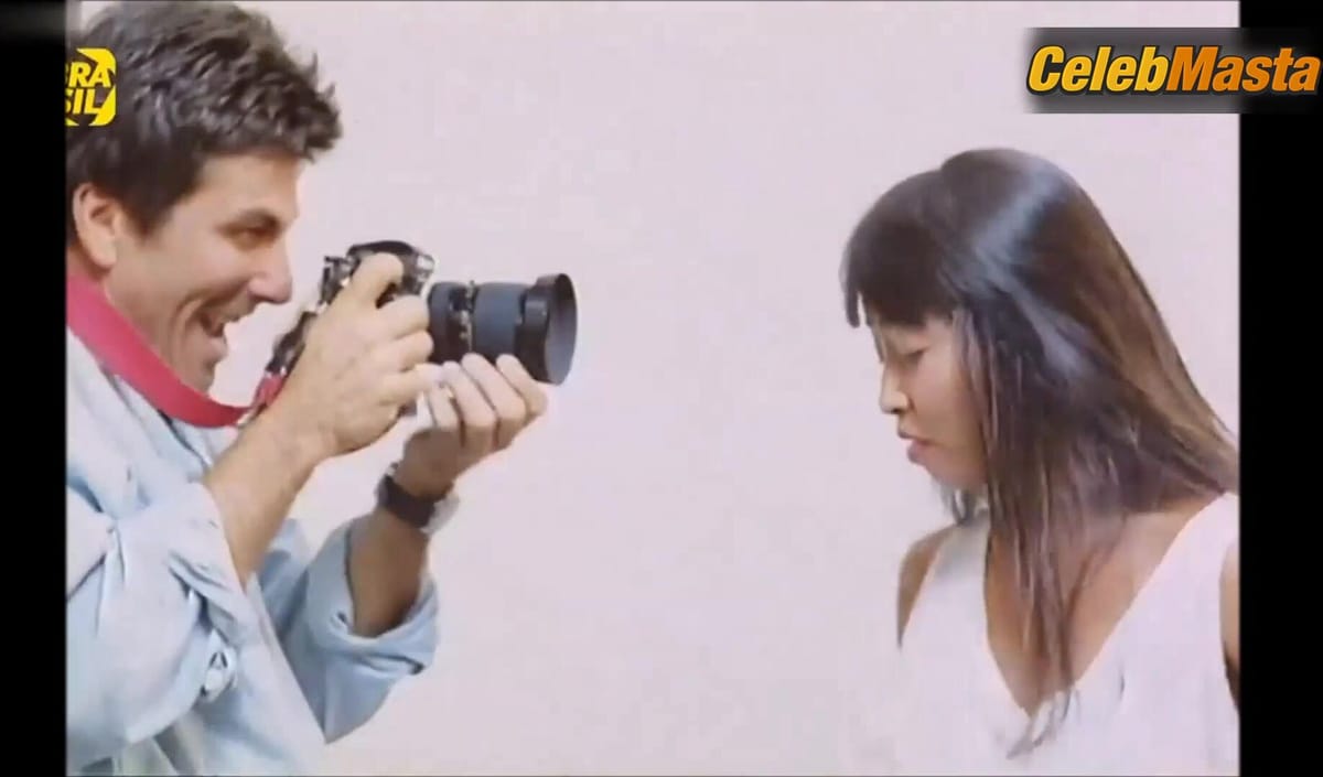 Cristie Miyamoto's Tits Scene in Nao Quero Falar Sobre Isso Agora
