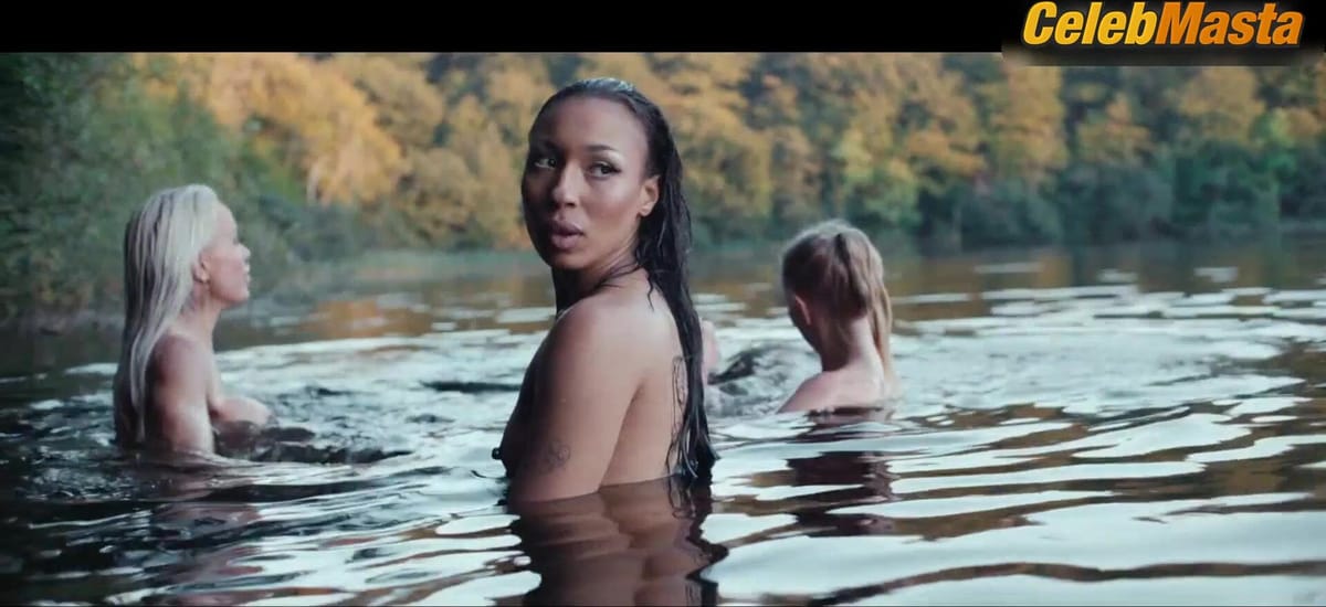 Rosa Jaranovic, Maji Claire and Gitte Von GDesnudo Tits Scene from Solo Female