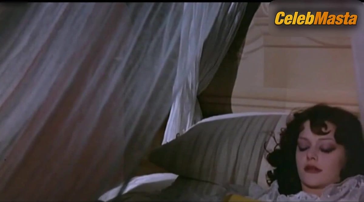 Tina Aumont's Lesbian Scene in Il Casanova Di Federico Fellini