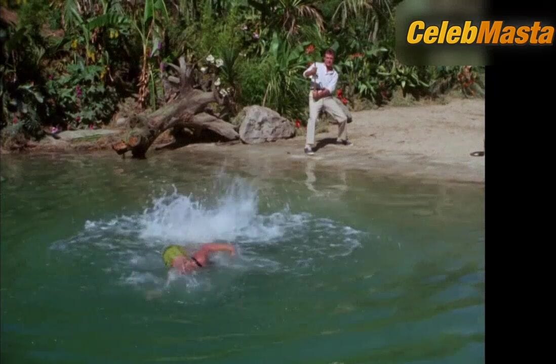 Dawn Wells Hot Scene in Gilligan's Island