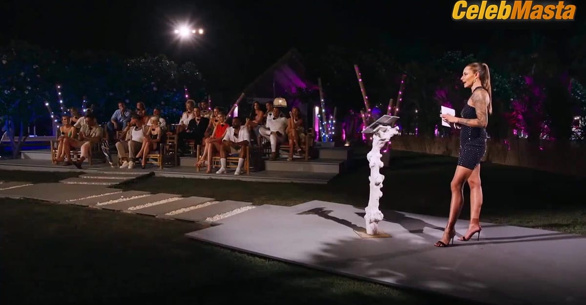 Sophia Thomalla's Boobs, Swimsuit Scene in Are You The One?