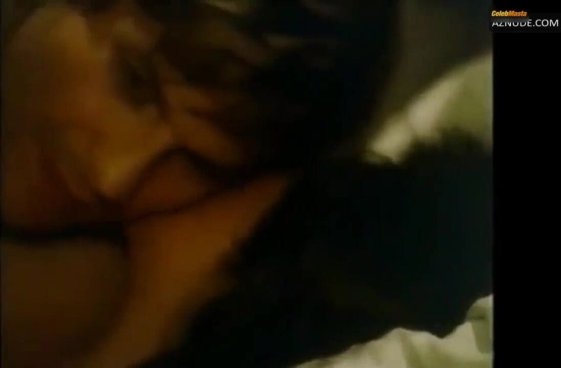 Elizabeth Taylor's Sexy Scene from Ash Wednesday