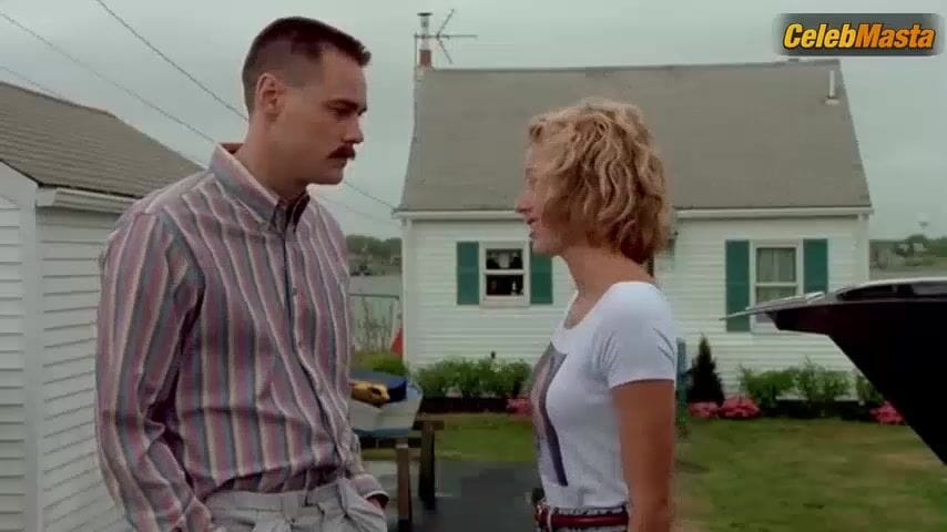 Traylor Howard Reveals Sex Scene in Me, Myself & Irene