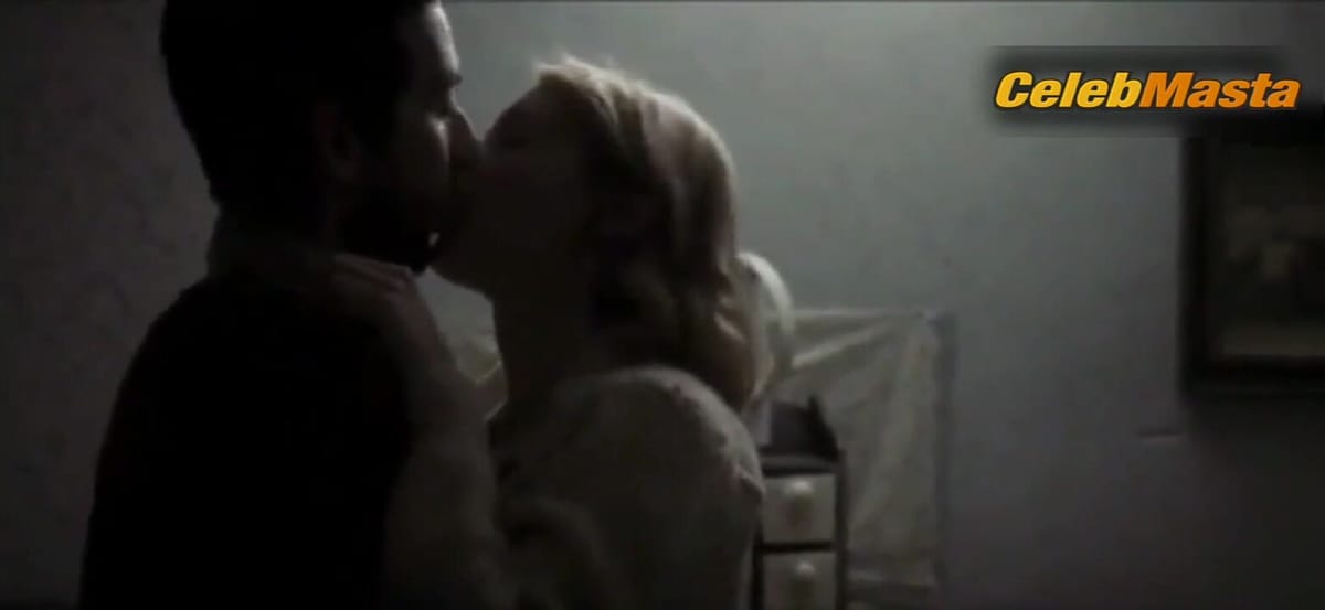 Elena Radonicich's Sex Scene from Banat - Il Viaggio