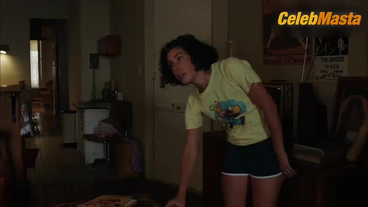 Kim Director and Roberta Colindrez Share Lesbian Scene in The Deuce