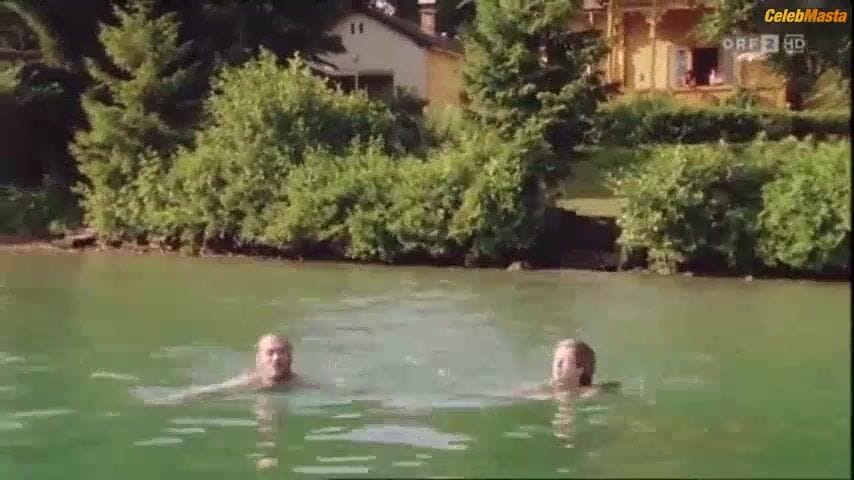Hilde Dalik Booty, Tits Scene from Frechheit Siegt