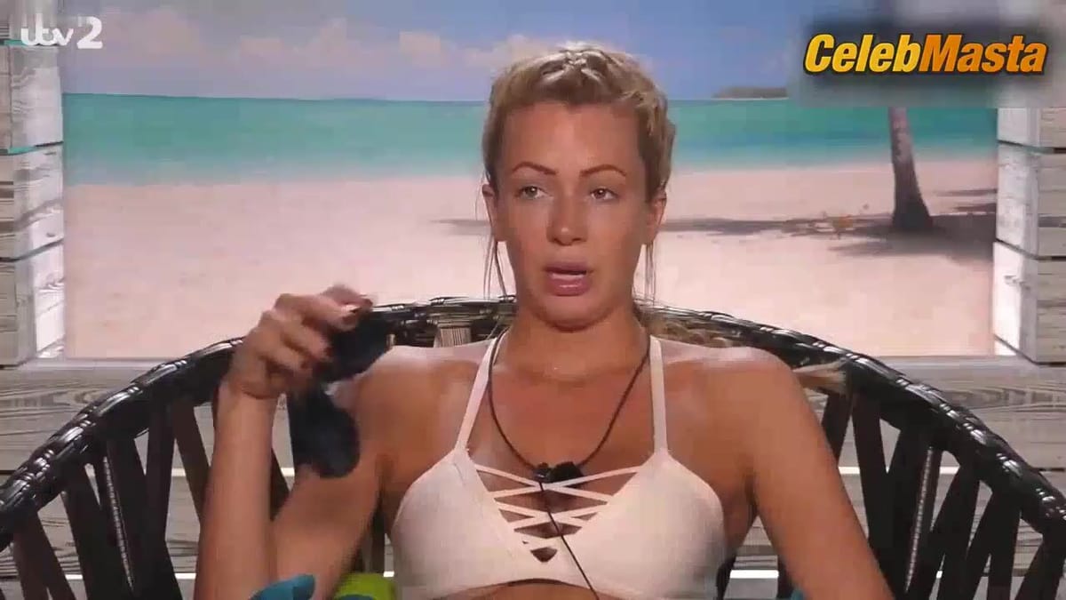 Olivia Attwood's Booty, Tits Scene in Love Island