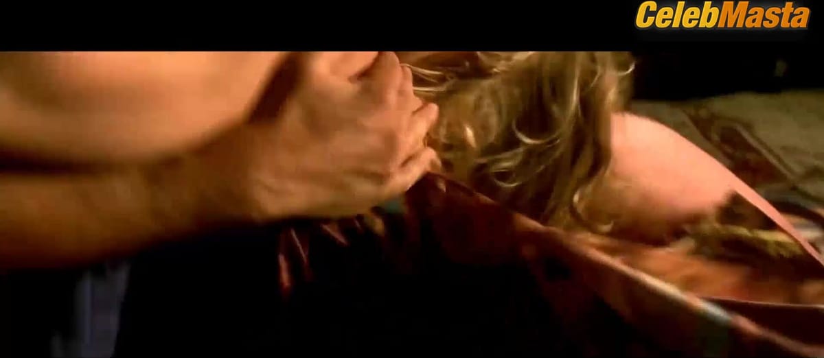 Floriane Daniel's Ass, Boobs Scene in Winterschlafer