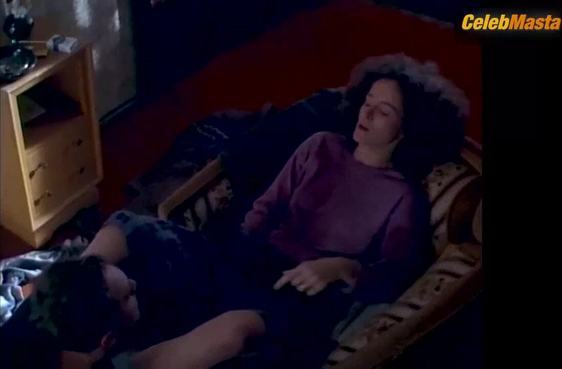 Leslie Hope Booty, Tits Scene from Paris, France