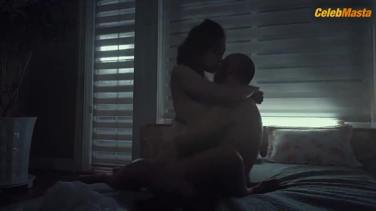 Baek Se Ri's Tits Scene from Prostitution