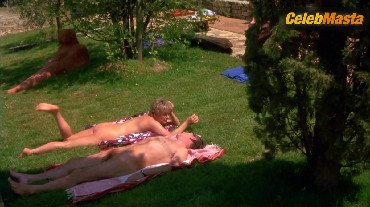 Sinead Cusack's Booty Scene in Stealing Beauty